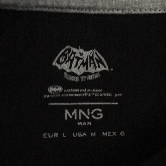 Batman 80th anniversary shirt - Picture 5 of 5